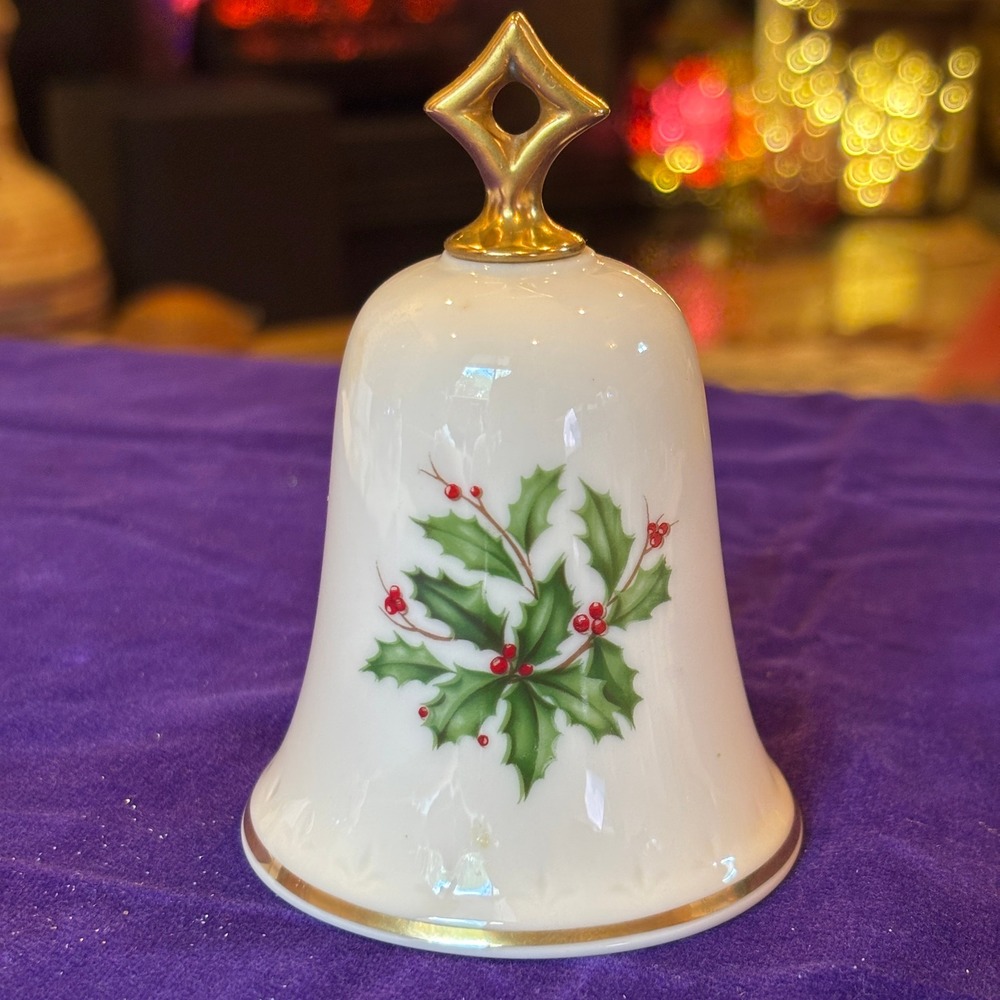 Lenox Vintage Holiday Holly Berry Porcelain Bell Gold Trim Made in USA 4 Inch